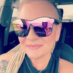 Meet your Posher, Leshaun